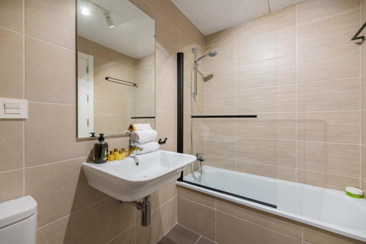 Vacation Marbella I Via Celere, Huge Terrace, Brand New Complex, Close To The Beach, Marbella Center ภายนอก รูปภาพ